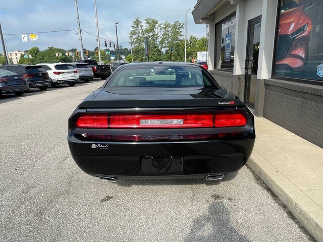 2008 Dodge Challenger SRT8