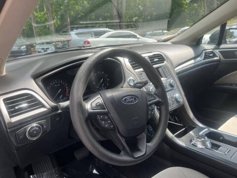 2017 Ford Fusion S