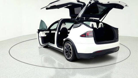 2022 Tesla Model X Plaid