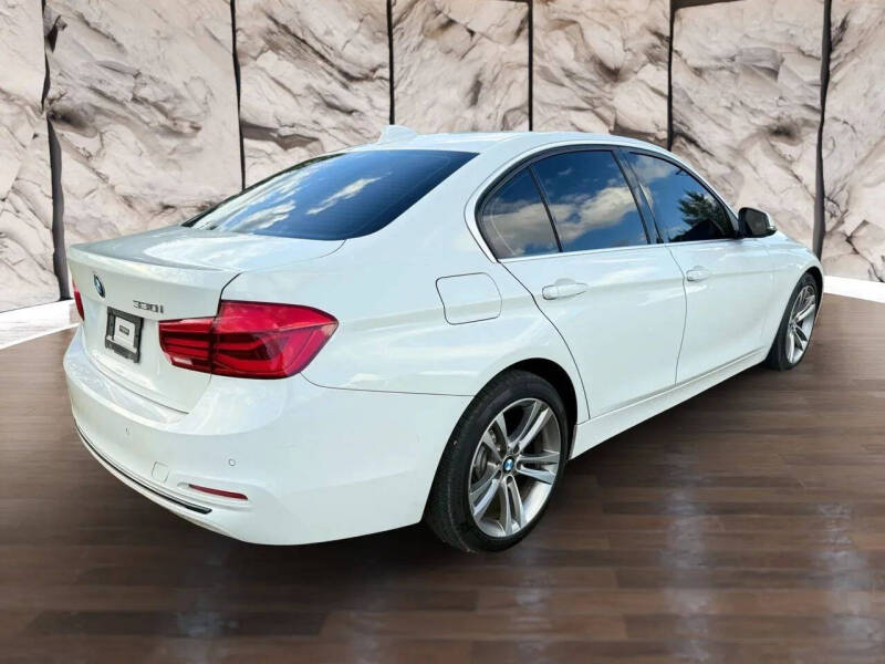 2017 BMW 3 Series 330i