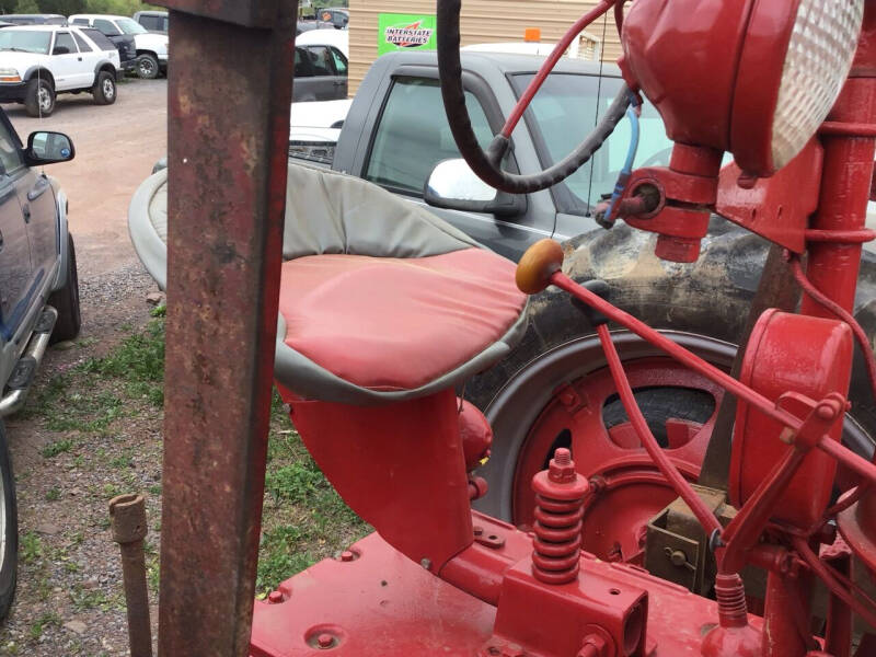 1952 McCormick Farmall Internation Harvester