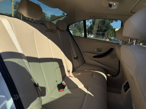 2016 BMW 3 Series 320i