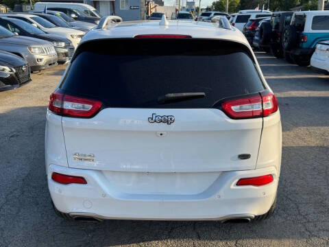 2017 Jeep Cherokee Overland