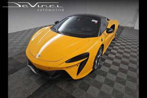 2023 McLaren Artura