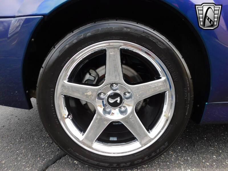 2004 Ford Mustang SVT Cobra