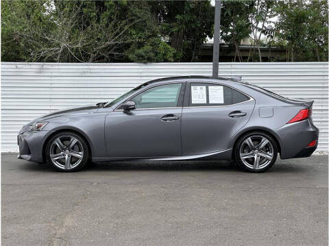 2017 Lexus IS 200t