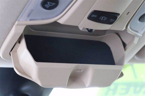 2017 Toyota Prius One