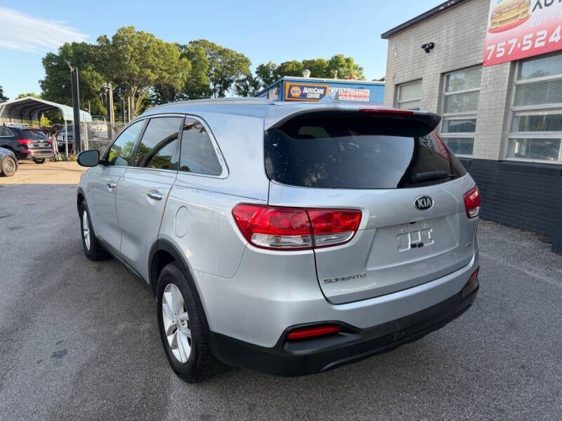 2017 Kia Sorento LX