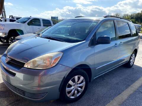 2005 Toyota Sienna for sale at Lot Dealz in Rockledge FL