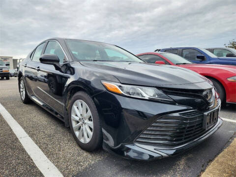 2018 Toyota Camry for sale at Douglass Automotive Group - Douglas Nissan in Waco TX
