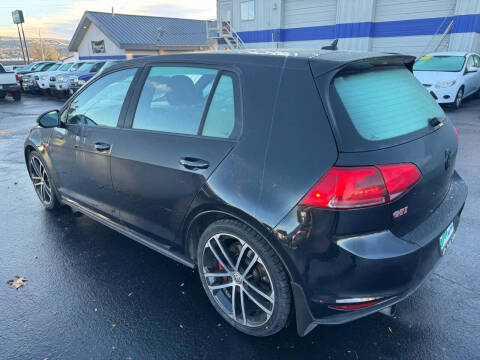 2017 Volkswagen Golf GTI