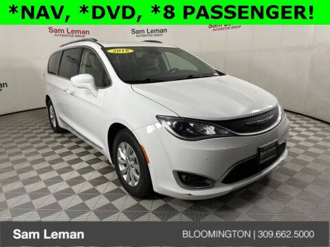 2018 Chrysler Pacifica for sale at Sam Leman CDJR Bloomington in Bloomington IL