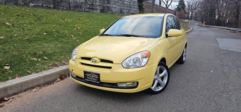 2009 Hyundai Accent for sale at ENVY MOTORS in Paterson NJ