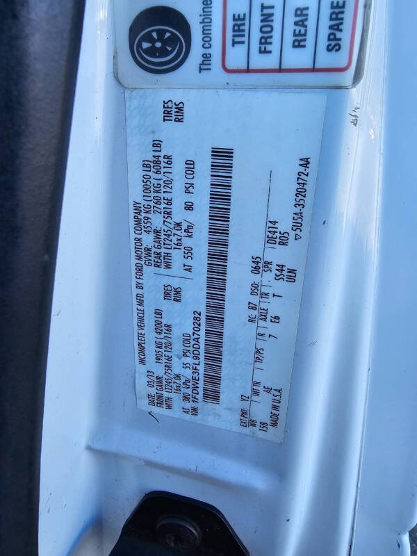 2013 Ford E-Series E-350 SD