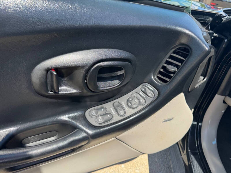 2004 Chevrolet Corvette