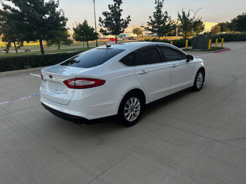 2016 Ford Fusion S