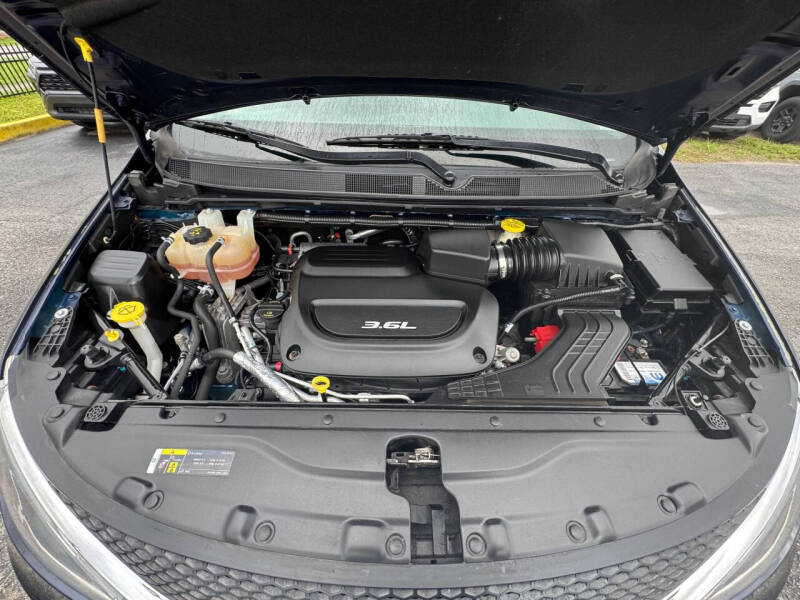 2018 Chrysler Pacifica Touring L