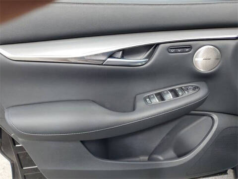 2025 Infiniti QX50 Luxe