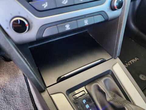 2018 Hyundai Elantra