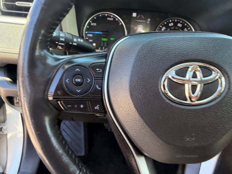 2022 Toyota RAV4 Hybrid XLE Premium