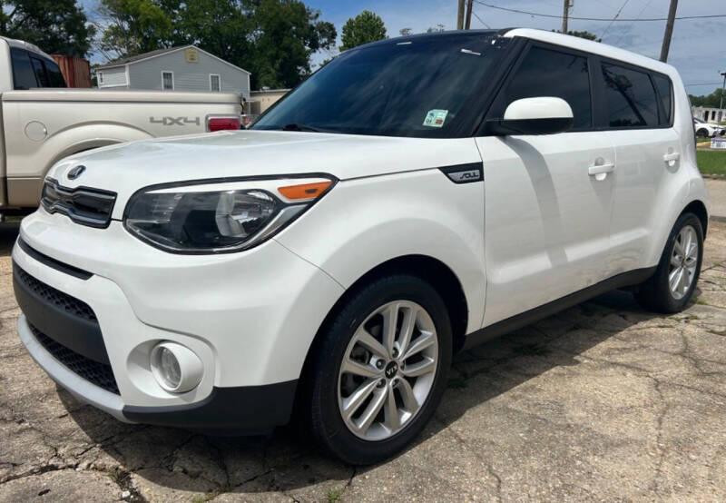 2019 Kia Soul +
