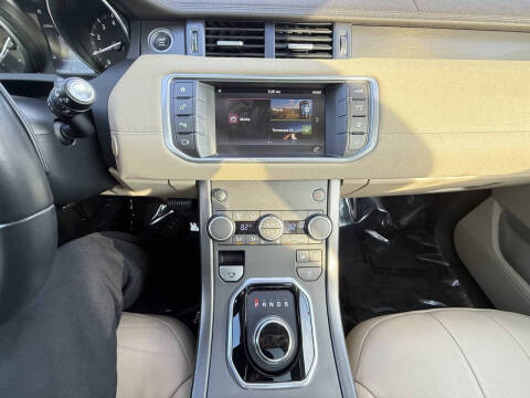 2019 Land Rover Range Rover Evoque SE Premium