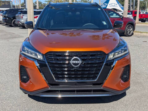 2023 Nissan Kicks SR