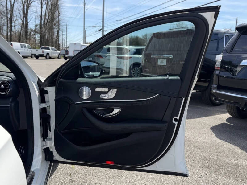 2019 Mercedes-Benz E-Class E 300