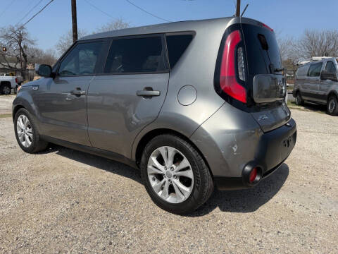 2016 Kia Soul +