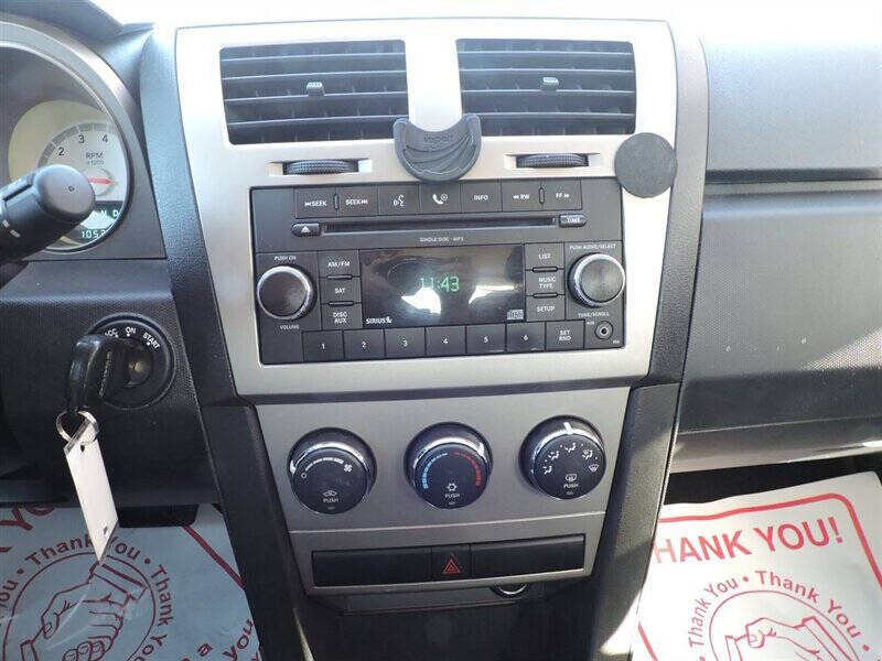 2009 Dodge Avenger SE