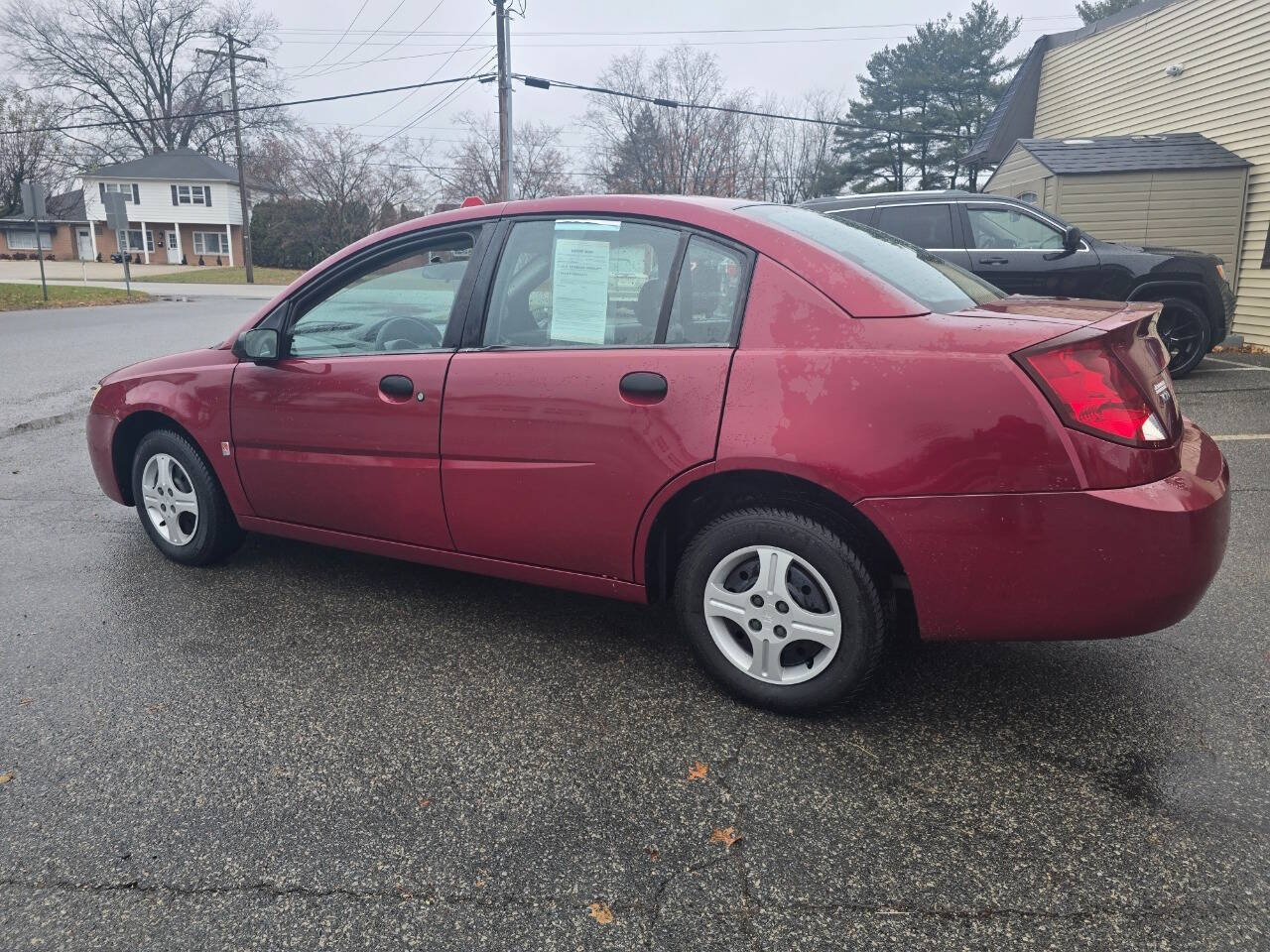 2004 Saturn Ion for sale at QUEENSGATE AUTO SALES in York, PA