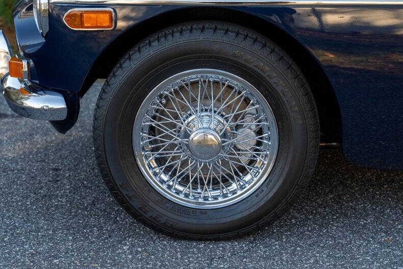 1973 MG B
