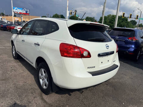 2013 Nissan Rogue S