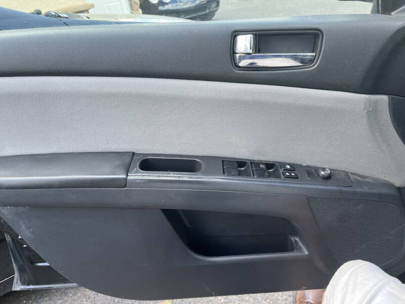 2012 Nissan Sentra 2.0