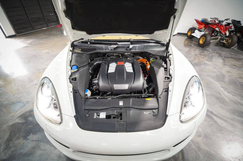 2014 Porsche Cayenne S Hybrid