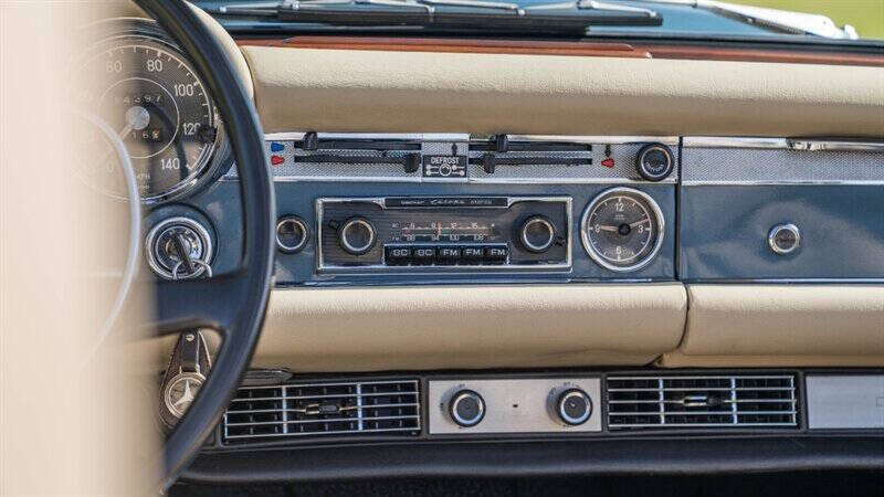 1971 Mercedes-Benz 280-Class