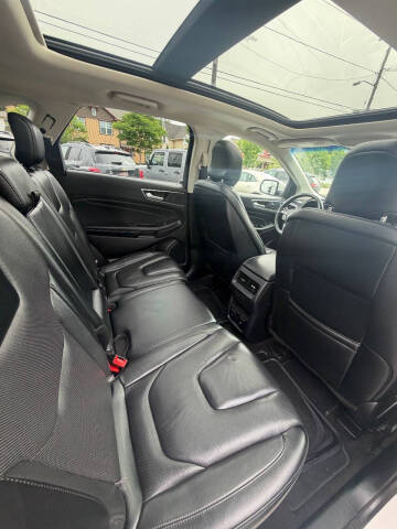 2019 Ford Edge Titanium