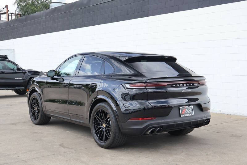 2024 Porsche Cayenne Coupe