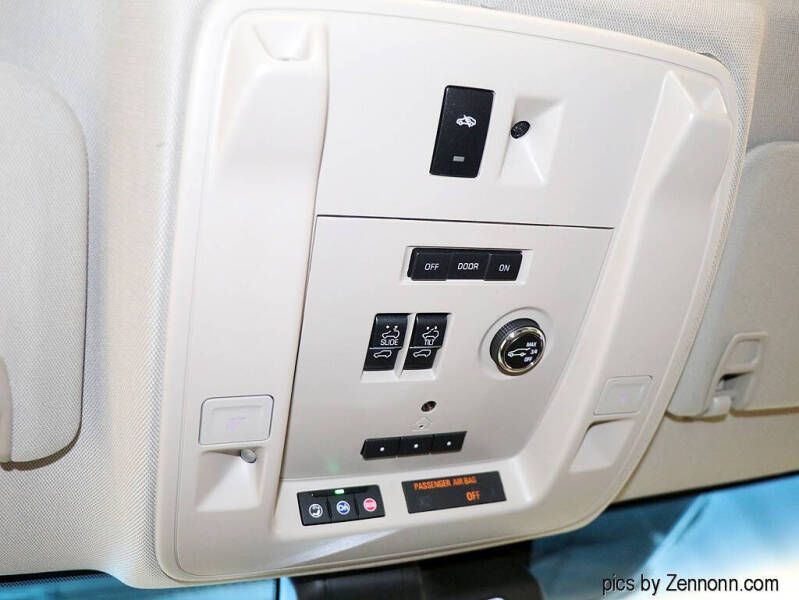 2017 Cadillac Escalade ESV Luxury