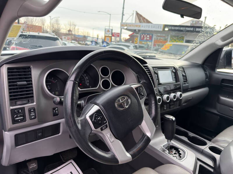 2016 Toyota Sequoia SR5