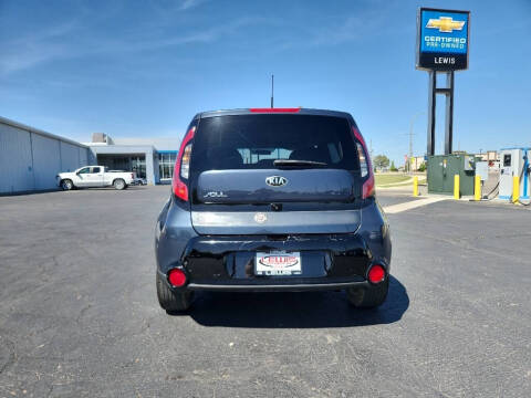 2016 Kia Soul +