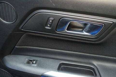 2020 Ford Mustang EcoBoost