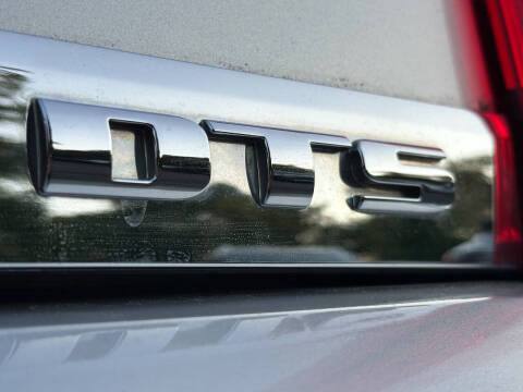 2010 Cadillac DTS Luxury Collection