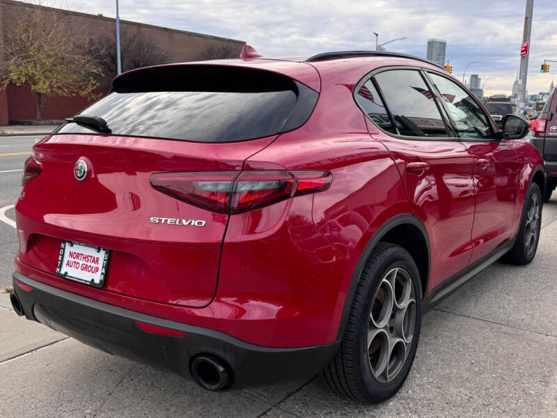 2022 Alfa Romeo Stelvio Sprint