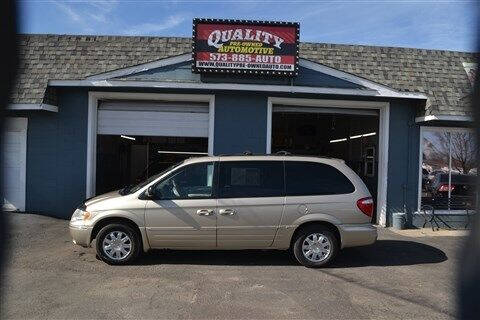 2007 Chrysler Town and Country for sale at Quality Pre-Owned Automotive in Cuba MO