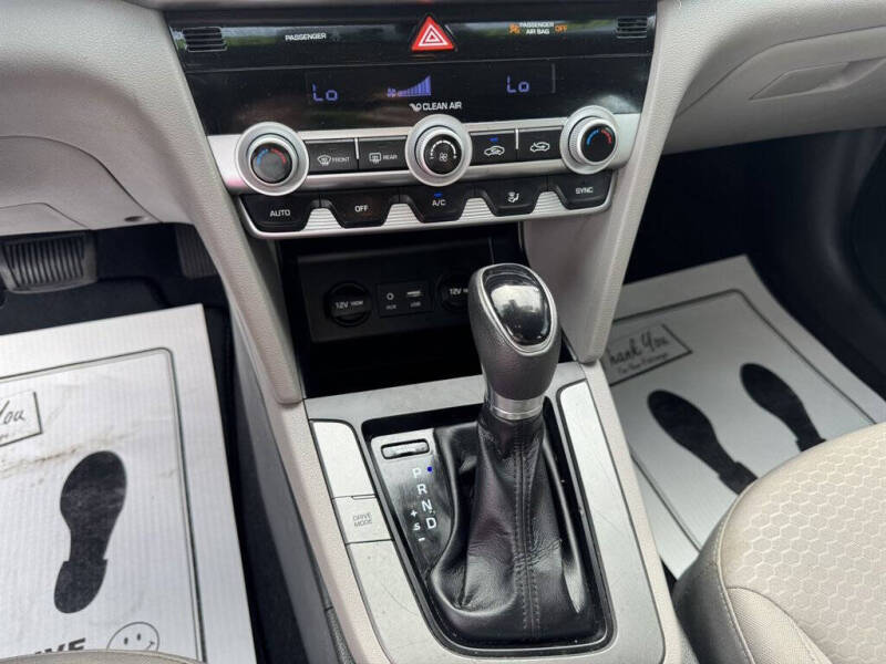 2020 Hyundai Elantra