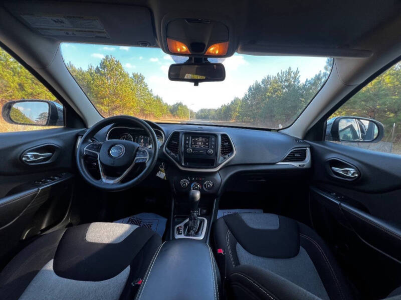 2014 Jeep Cherokee Sport