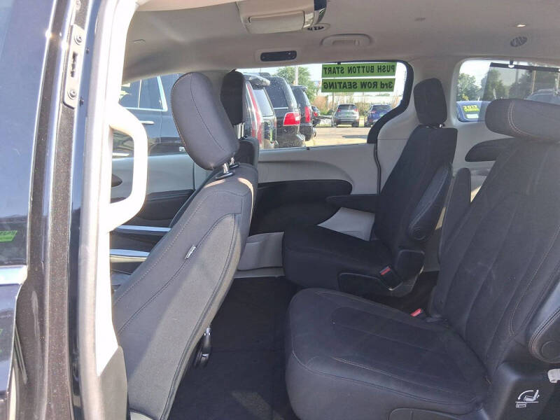 2017 Chrysler Pacifica Touring Plus