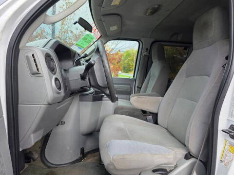 2012 Ford E-Series