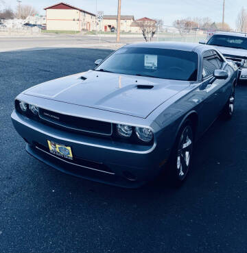 2014 Dodge Challenger SXT
